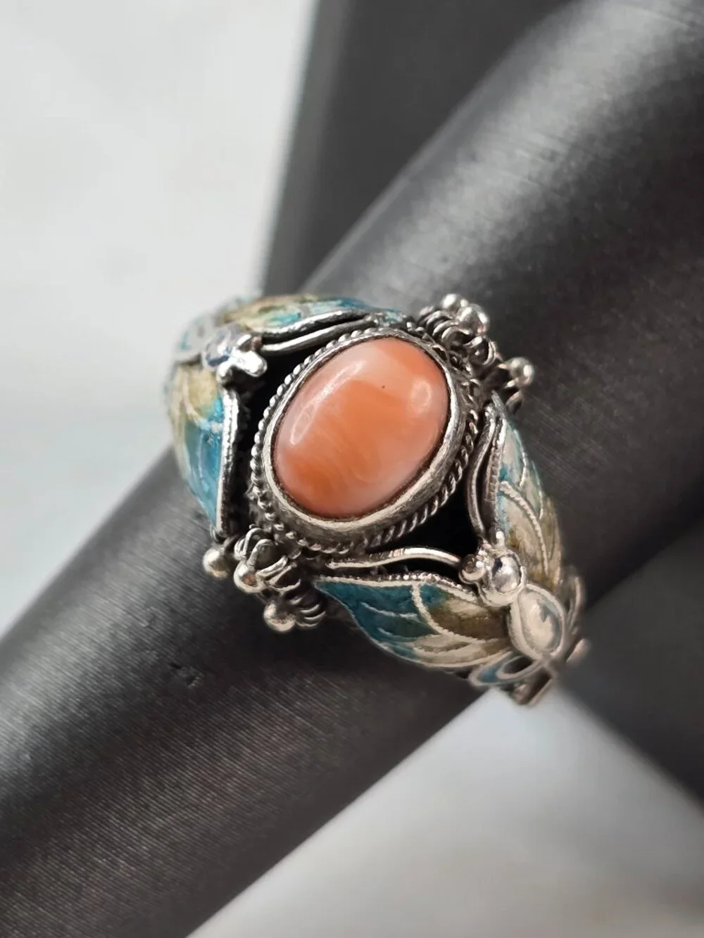 Womens Vintage Sterling Silver Southwest Coral Enamel Butterfly Ring 5.8g E635